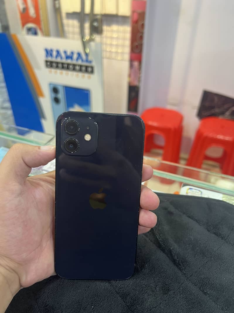 Apple iPhone 12 0