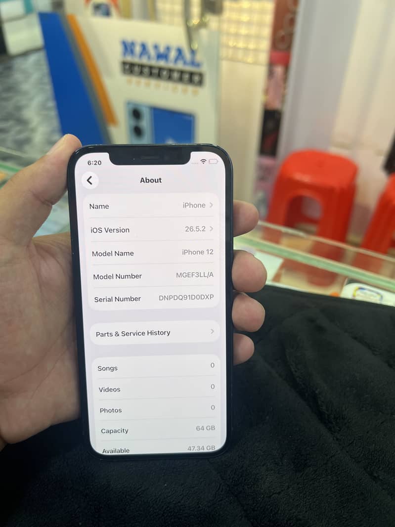 Apple iPhone 12 3