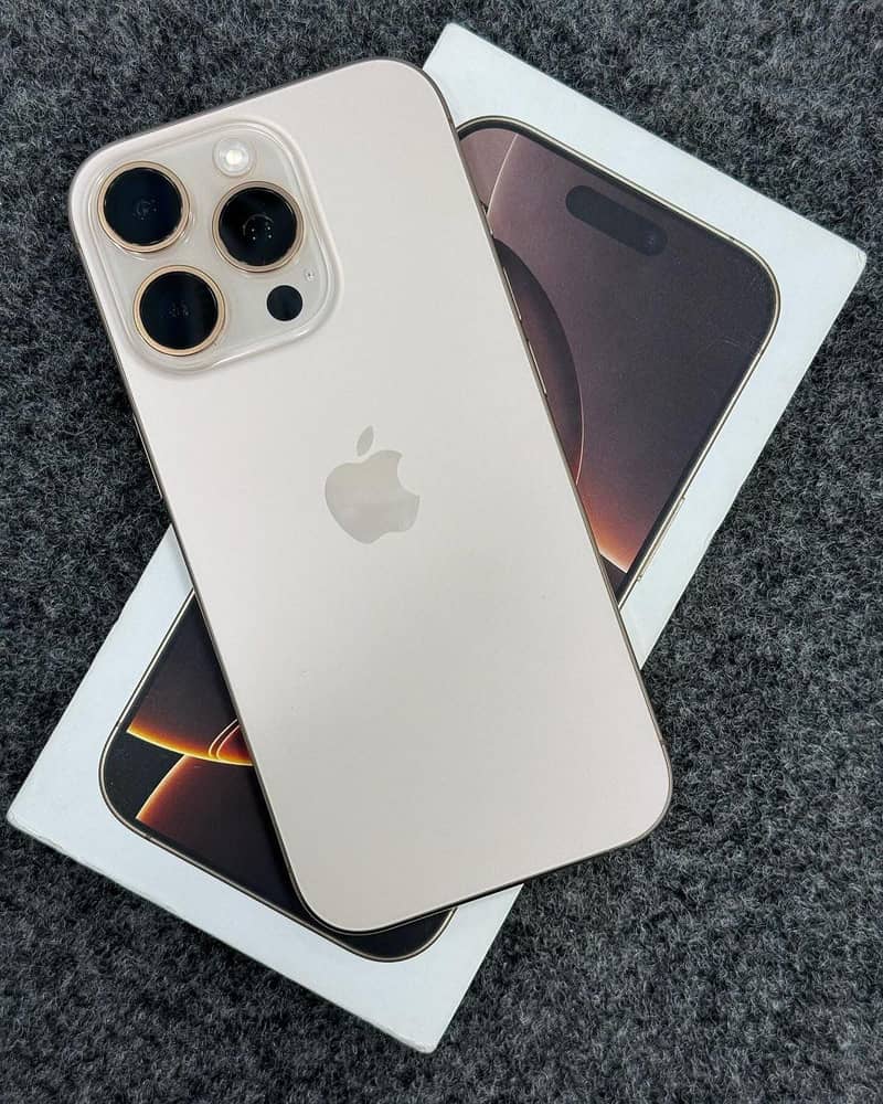 Apple iPhone 16 Pro 0
