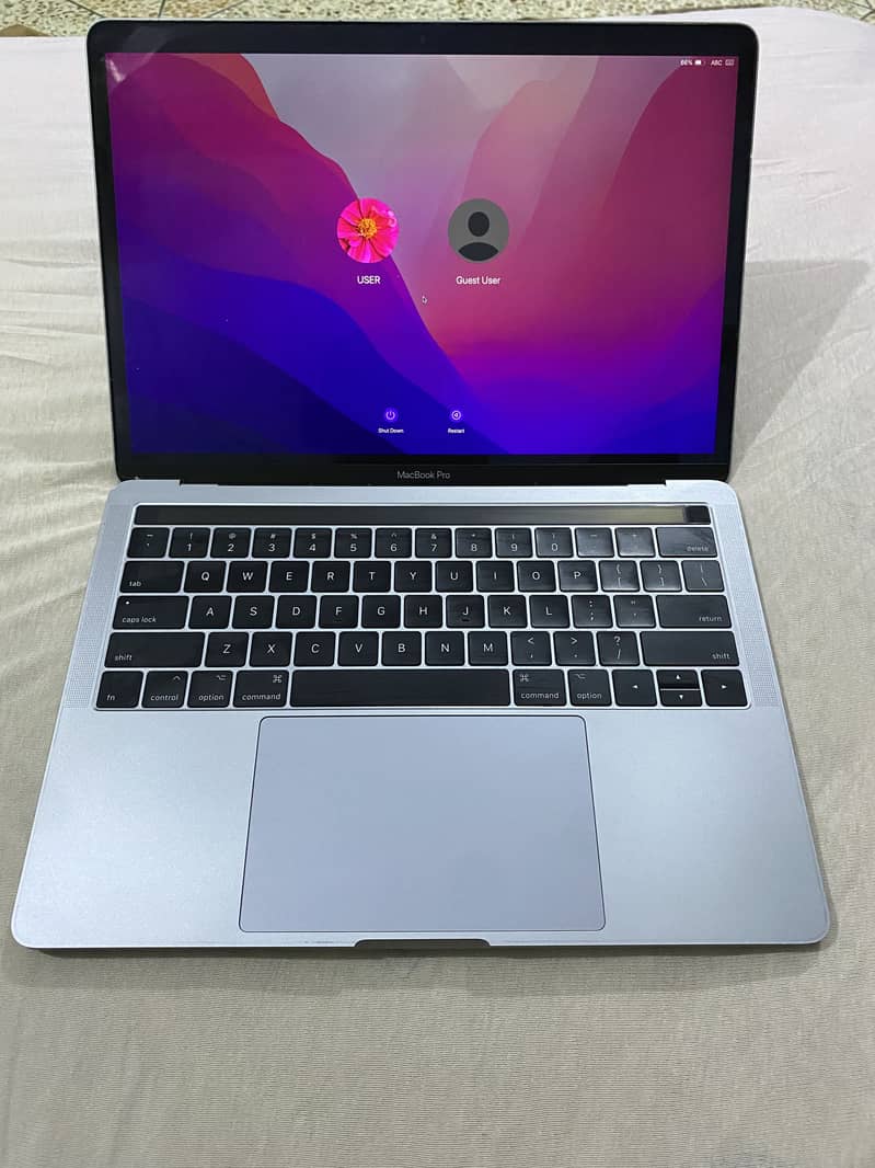 MacBook Pro 1