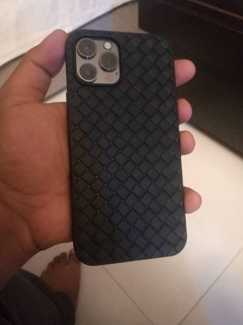 IPhone 12 Pro Max 0