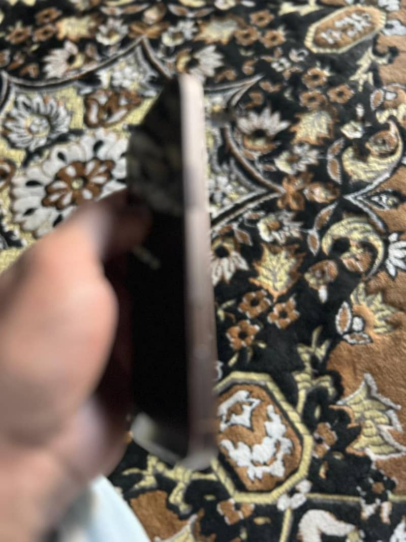 Iphone 16 pro max 10