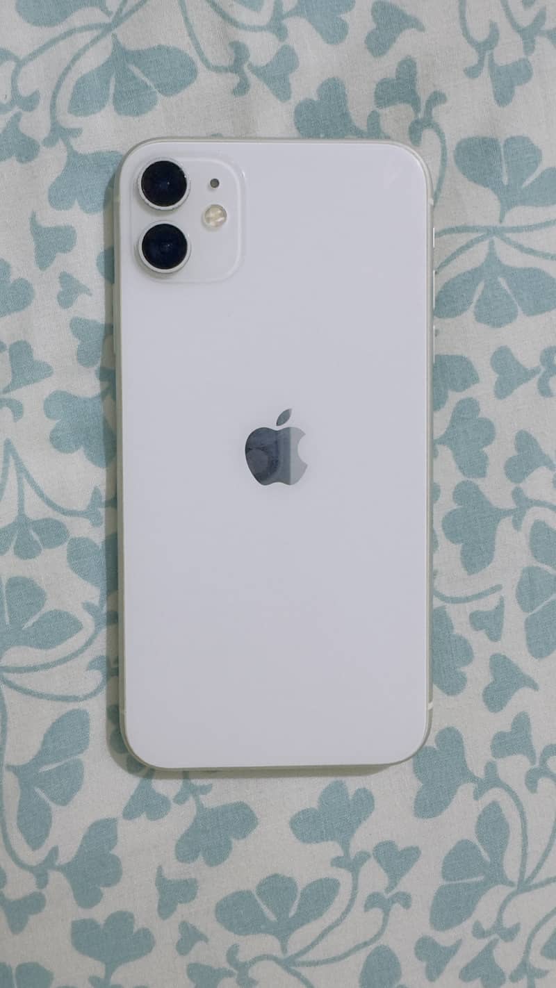 Apple iPhone 11 0