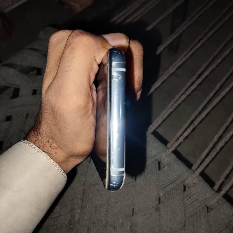 One Plus 8T 6