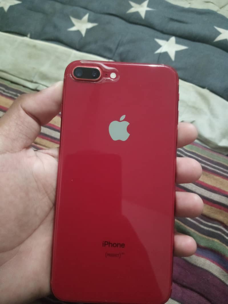 Apple iPhone 8 Plus 0