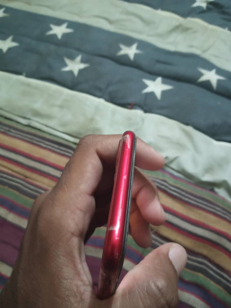 Apple iPhone 8 Plus 1