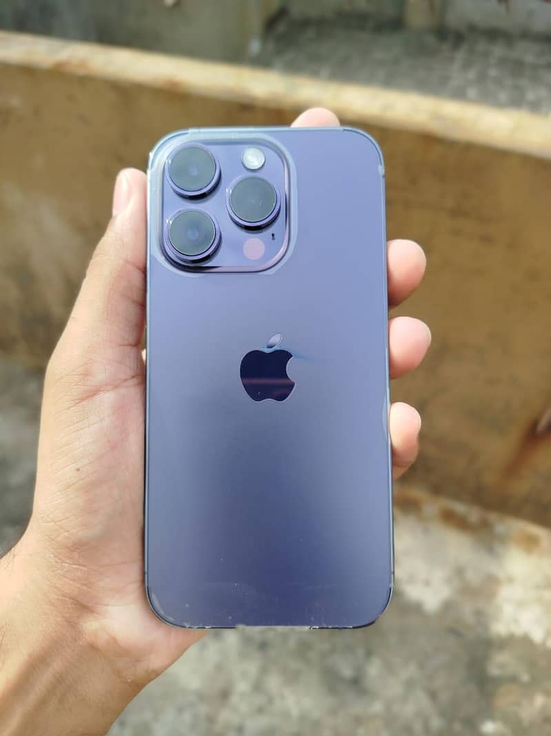 IPHONE 14 pro 2
