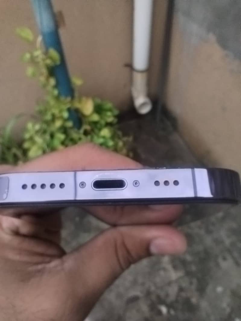 IPHONE 14 pro 5