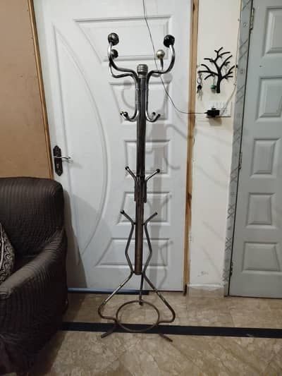 Cloth Stand