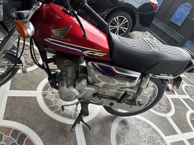 Honda 125 Special editions