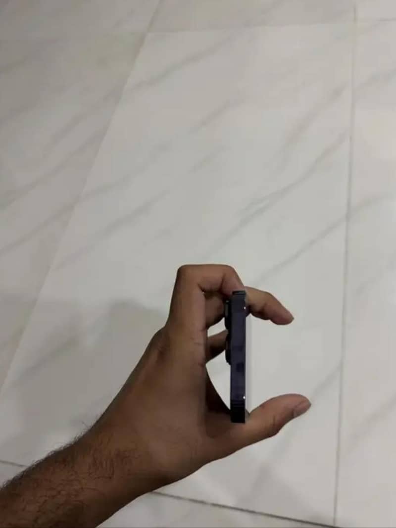 Apple iPhone 14 Pro 3