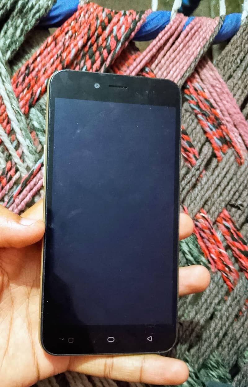 OPPO A71 0