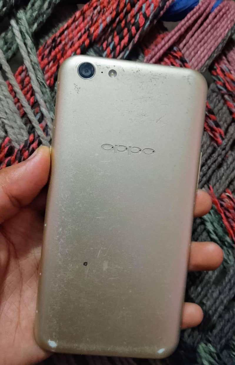 OPPO A71 1