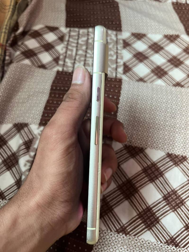 Google Pixel 7 6