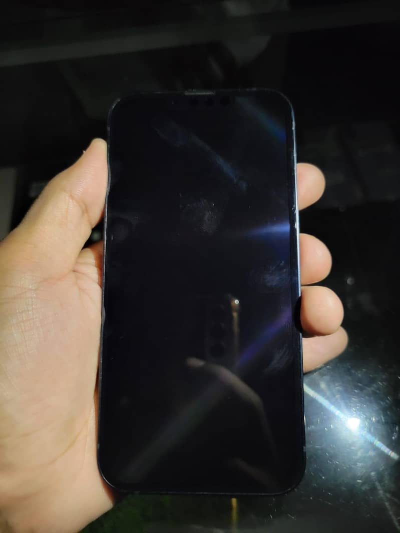 Apple iPhone 13 3