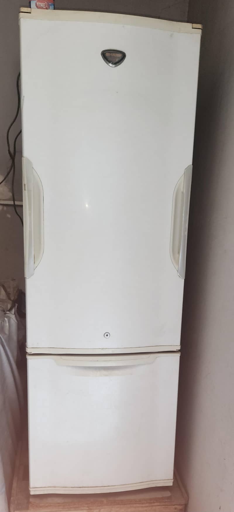 sharp refrigerator 1