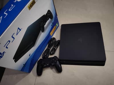 PS4 PLUS