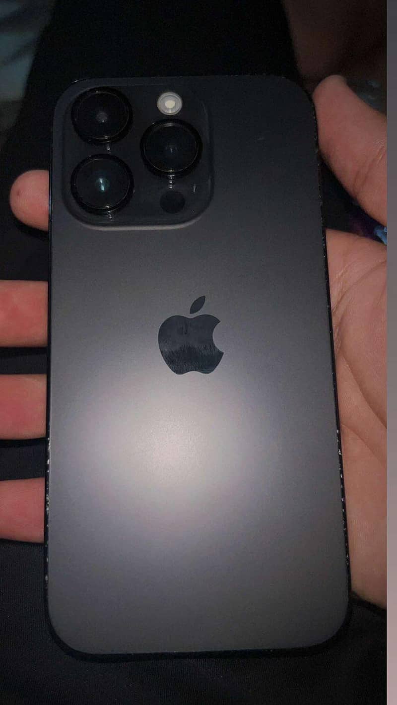 Apple iPhone 14 Pro 0