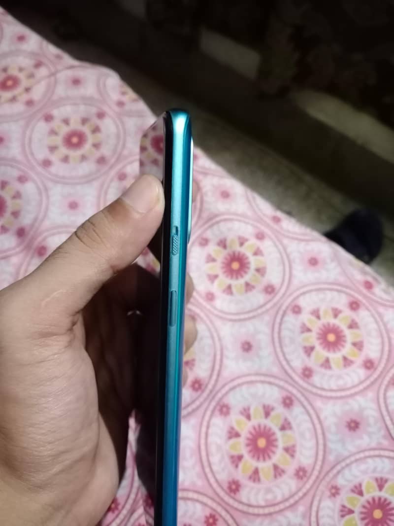 One Plus 9r 1