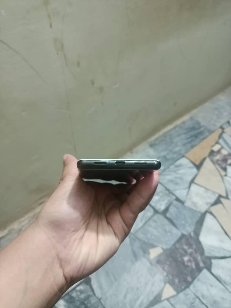 Google Pixel 6 3