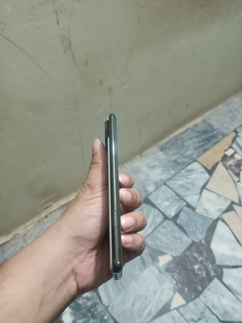 Google Pixel 6 4