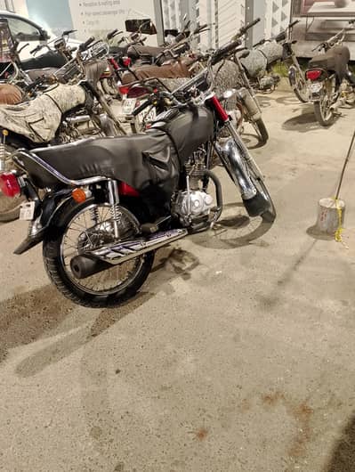 Honda CG125 sealed engine 2017/2018 karachi number