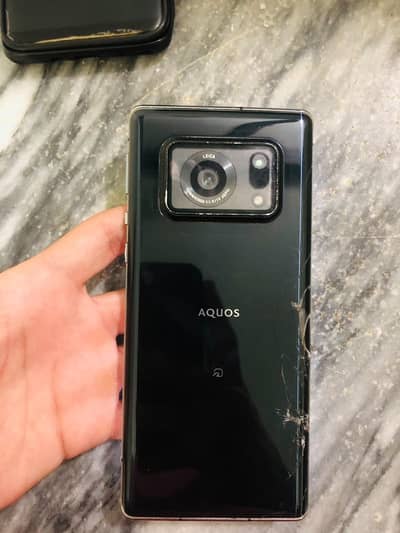 aquos r6 non pta