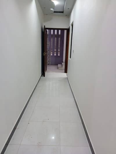 Looking For A Prime Location Upper Portion In North Karachi - Sector 7D-2 Karachi 240 Gaz Corner 2nd Floor