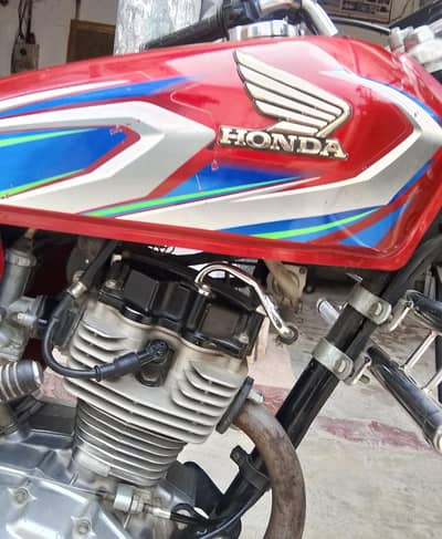 Honda CG 125 Model 2022  03123031402