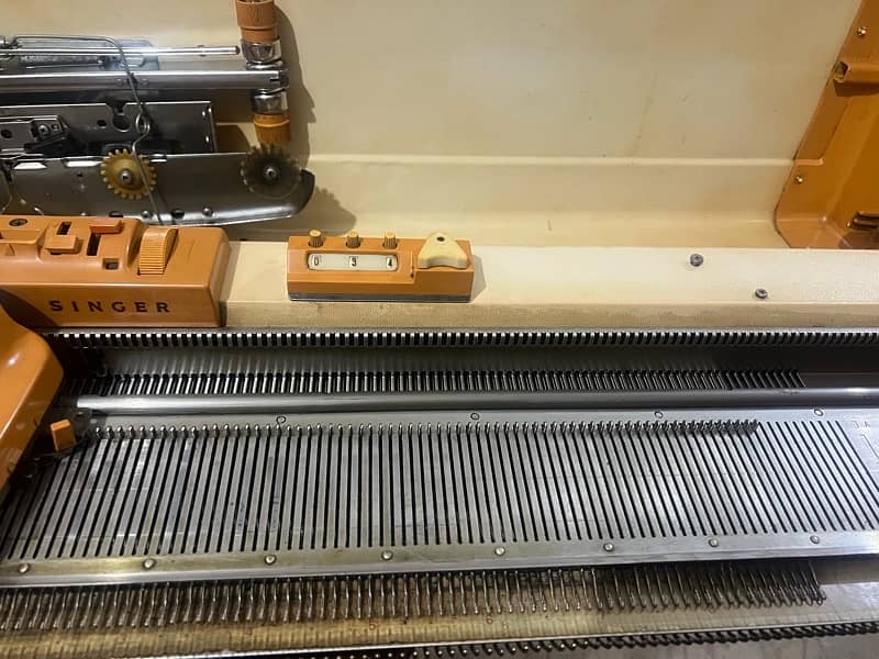 singer knitting machine 0