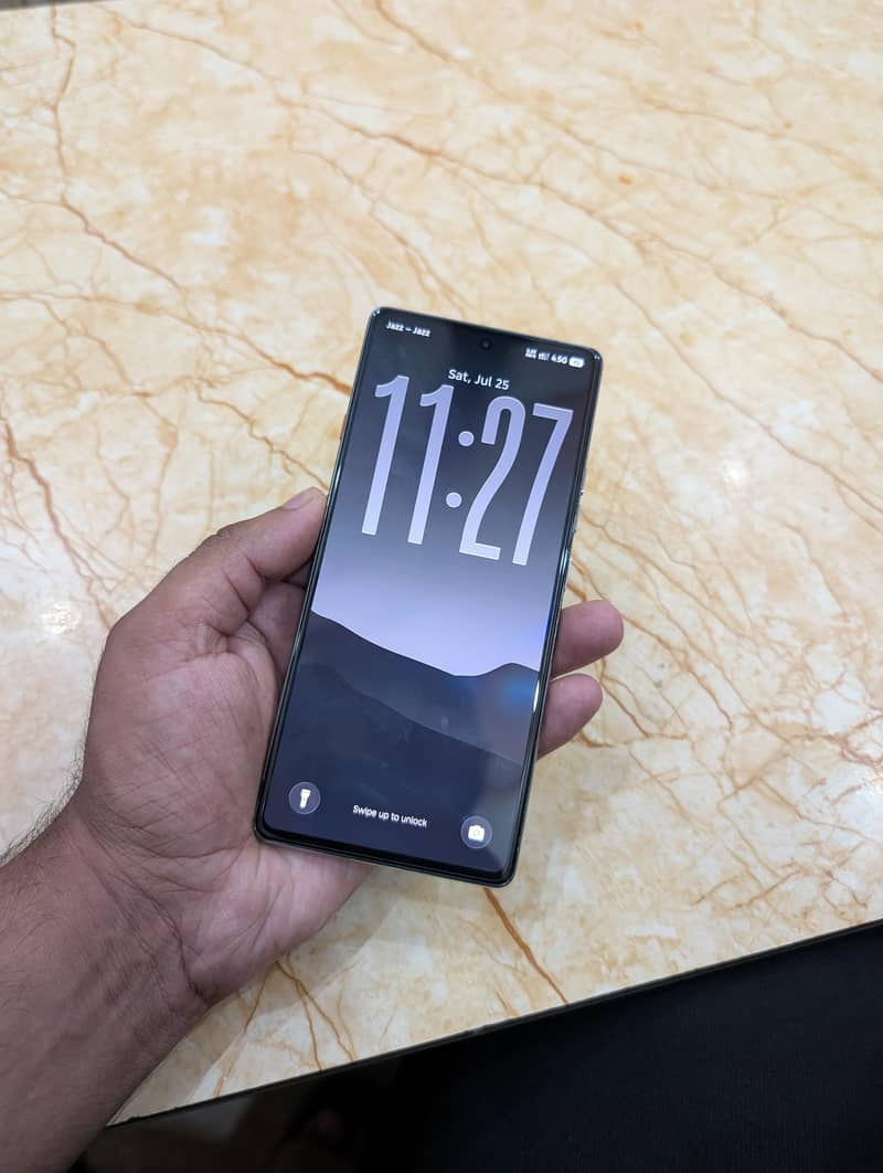 Tecno CAMON 40 1