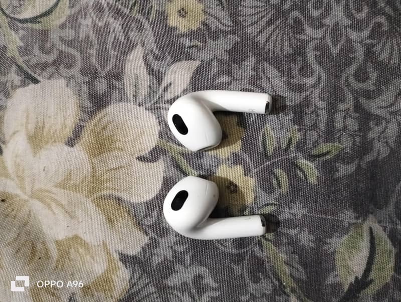 Apple 3rd generation 3