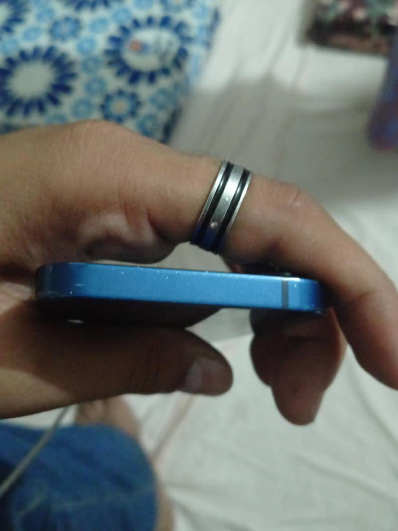Apple iPhone 12 mini 2