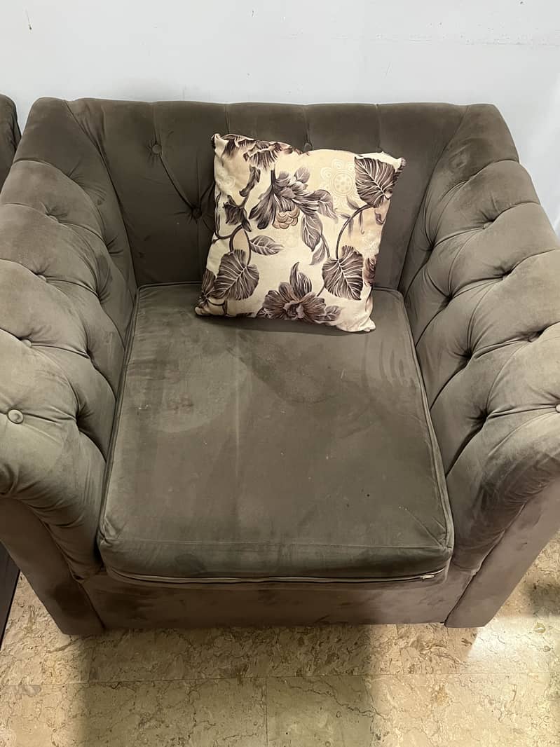 sofa set selling 1