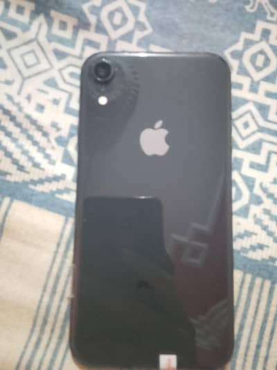 Apple iPhone XR best for gaming and photographing