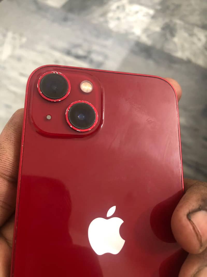 Apple iPhone 13 3