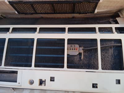 Non inverter ac