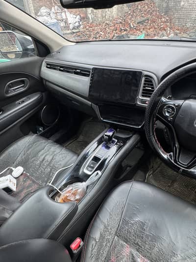 Honda Vezel 2016