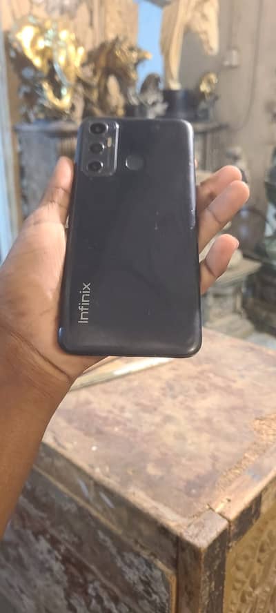 Infinix Hot 11