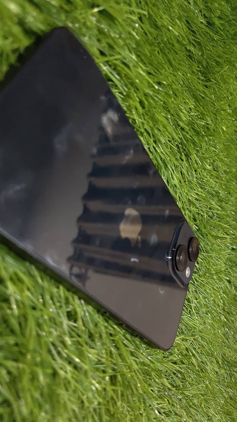 iPhone 14 10