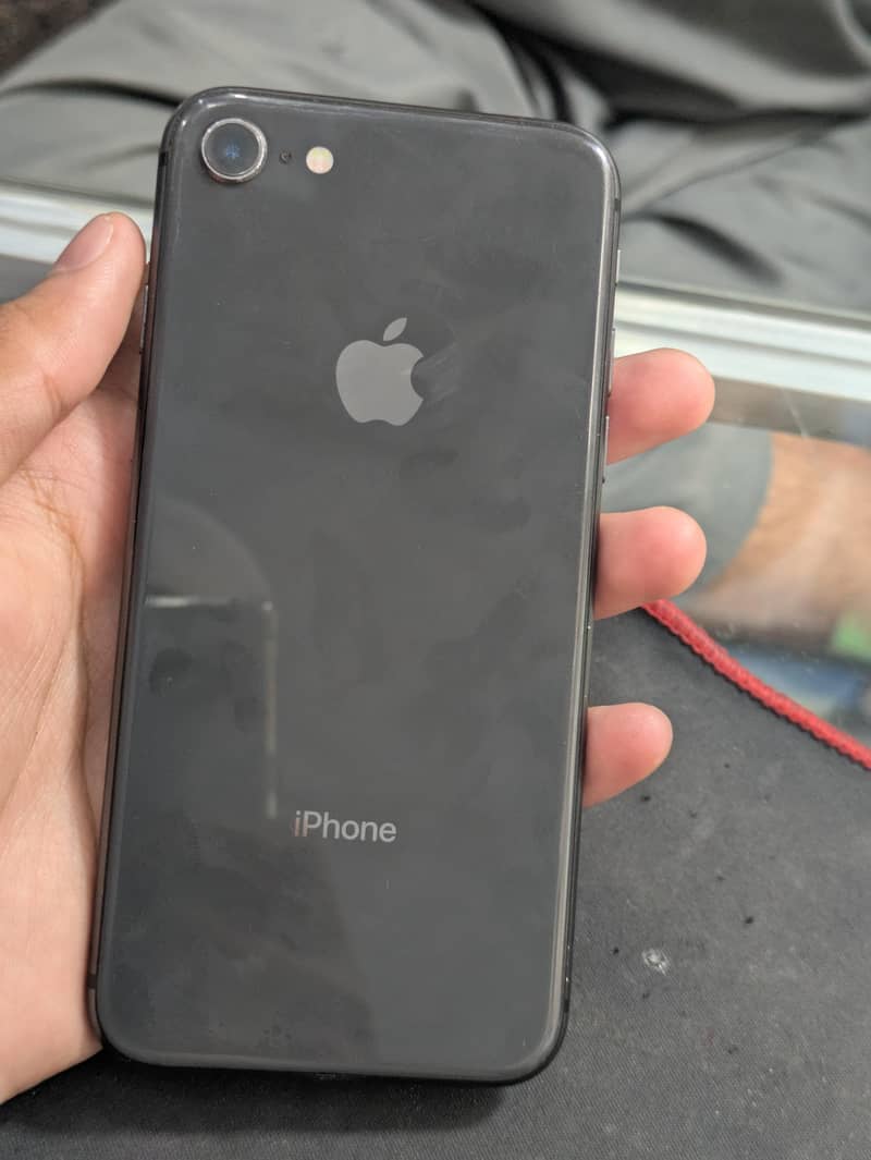 Apple iPhone 8 0
