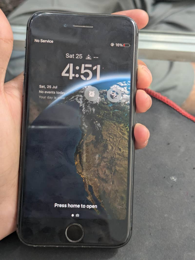 Apple iPhone 8 2