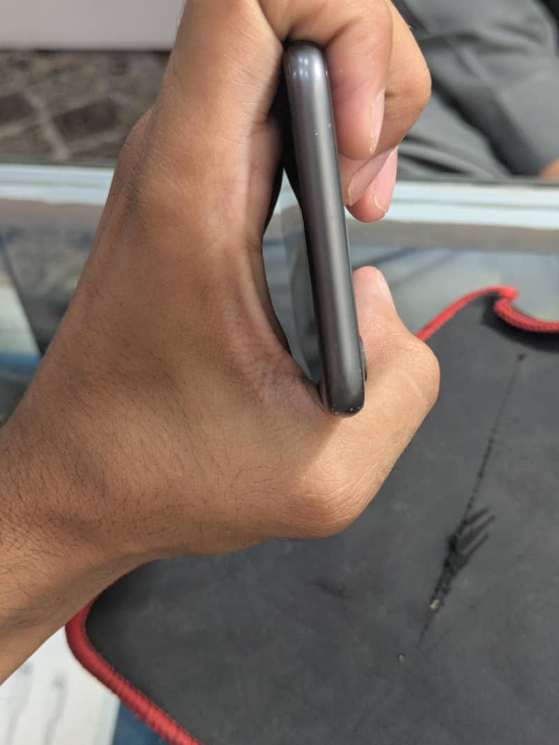 Apple iPhone 8 5