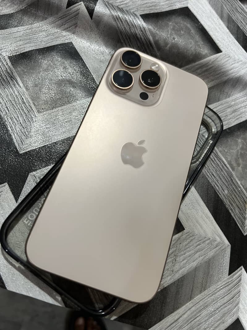 iPhone 16 Pro Max 0