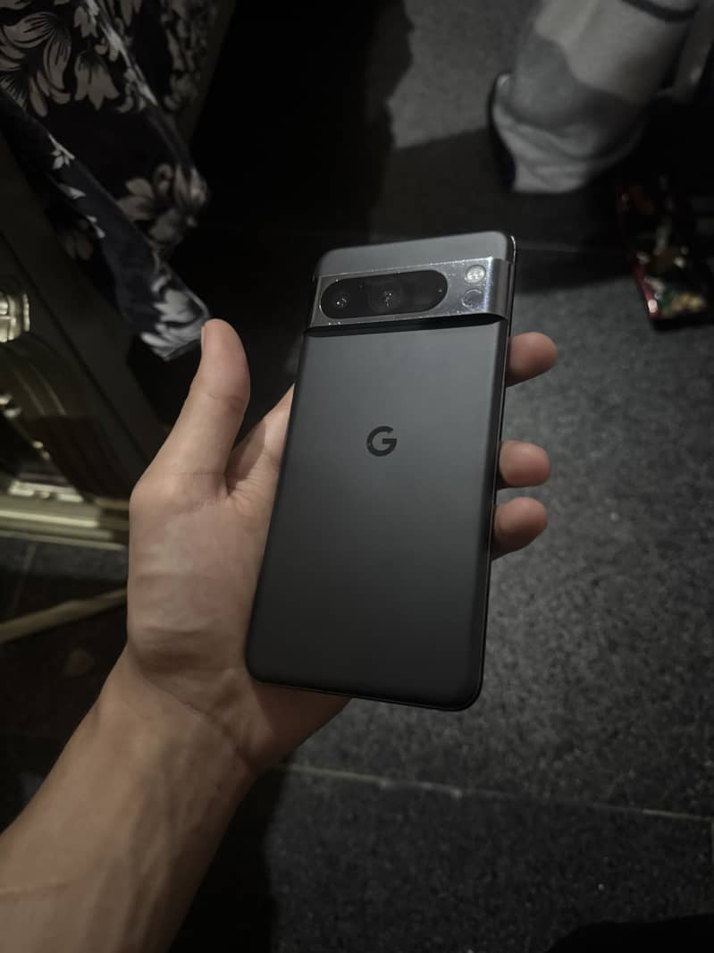 Google pixel 8 pro 0