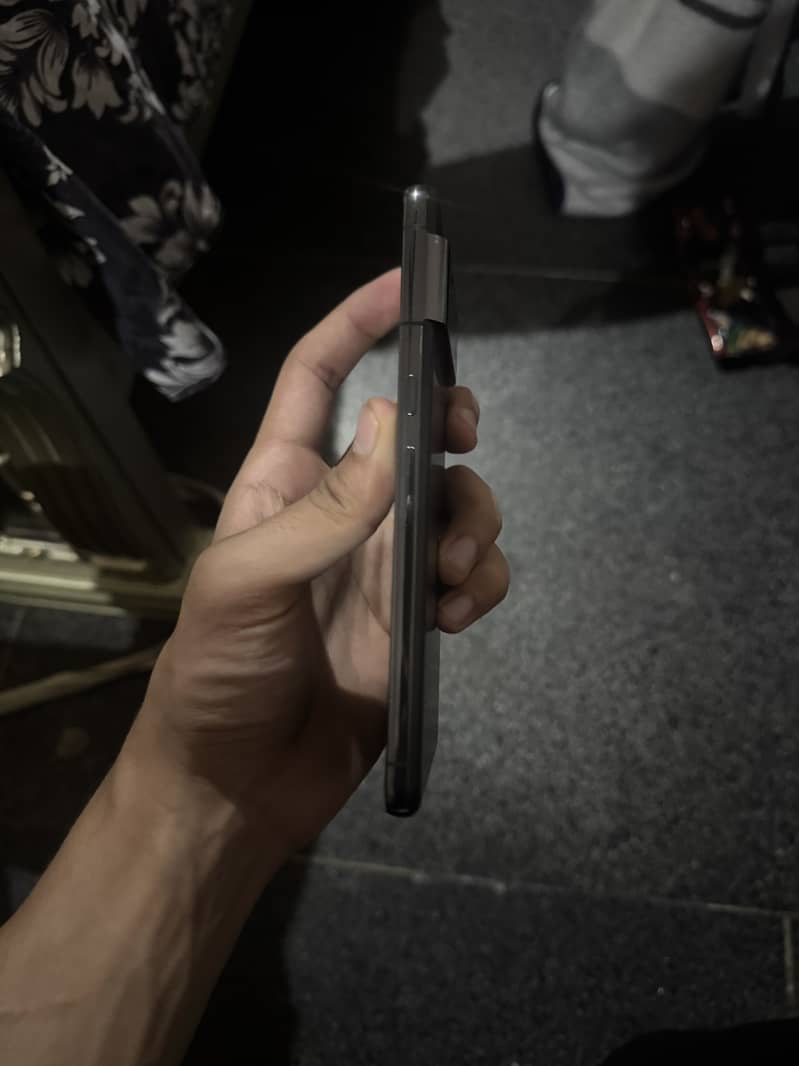 Google pixel 8 pro 3