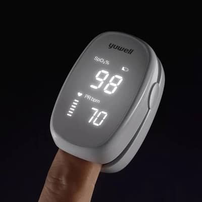 YUWELL FINGER PULSE OXIMETER (UNUSED - 3600 PKR)