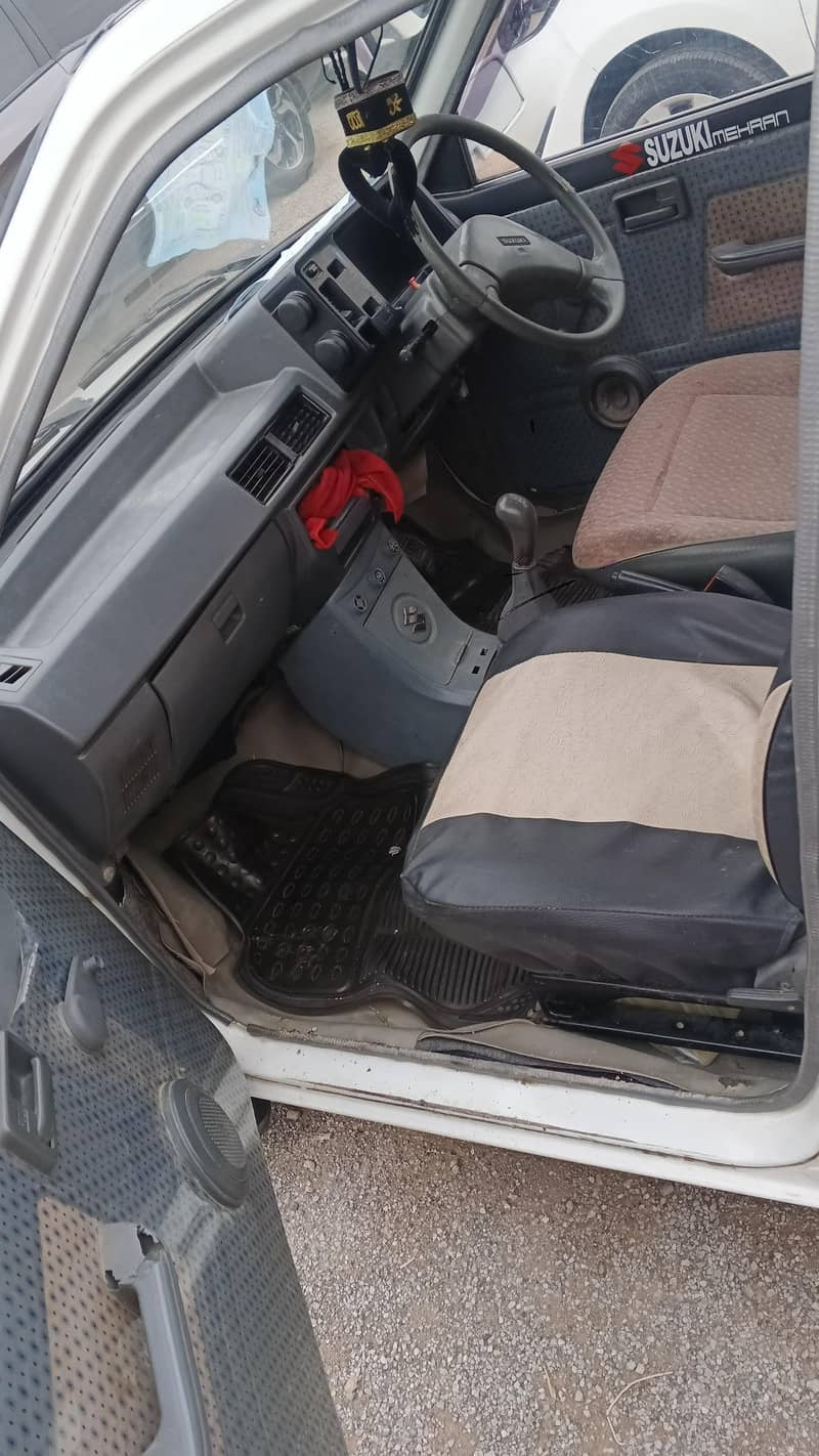 Suzuki mehran 2016 9