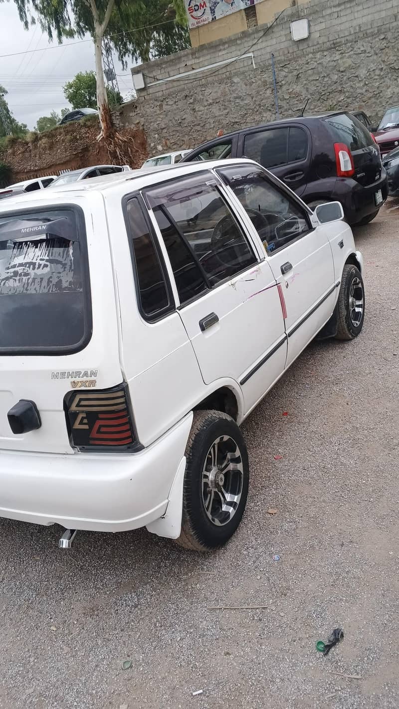 Suzuki mehran 2016 11
