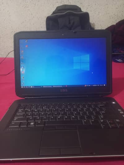 Dell latitude core i5 3rd generation good condition 2.5+ hours battery